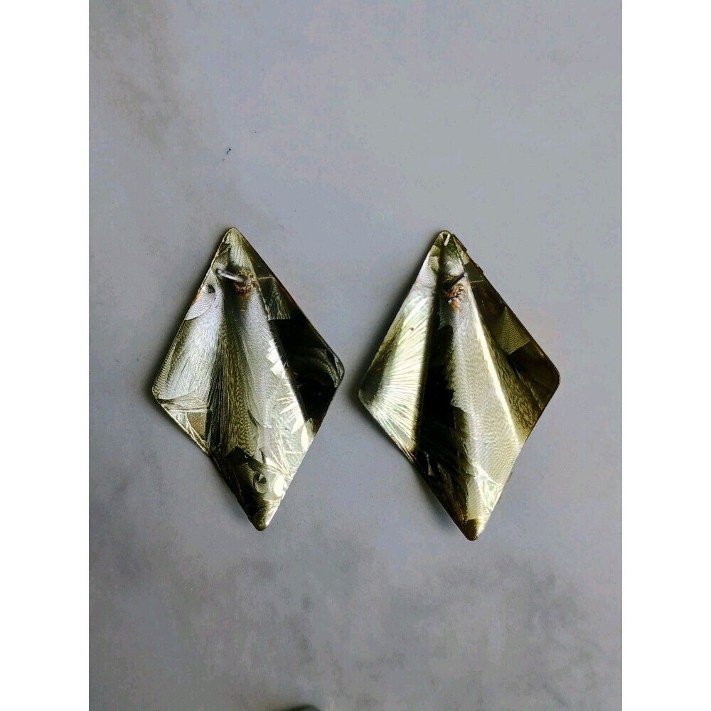 Vintage Gold Diamond Shape Leaf Like Textured Earrings - Picture 6 of 10